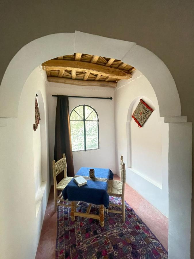 Akhendachou n'Ait Ouffi Auberge Tissadrine מראה חיצוני תמונה