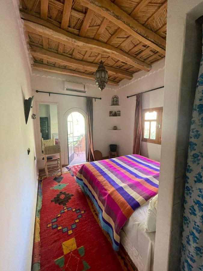 Akhendachou n'Ait Ouffi Auberge Tissadrine מראה חיצוני תמונה