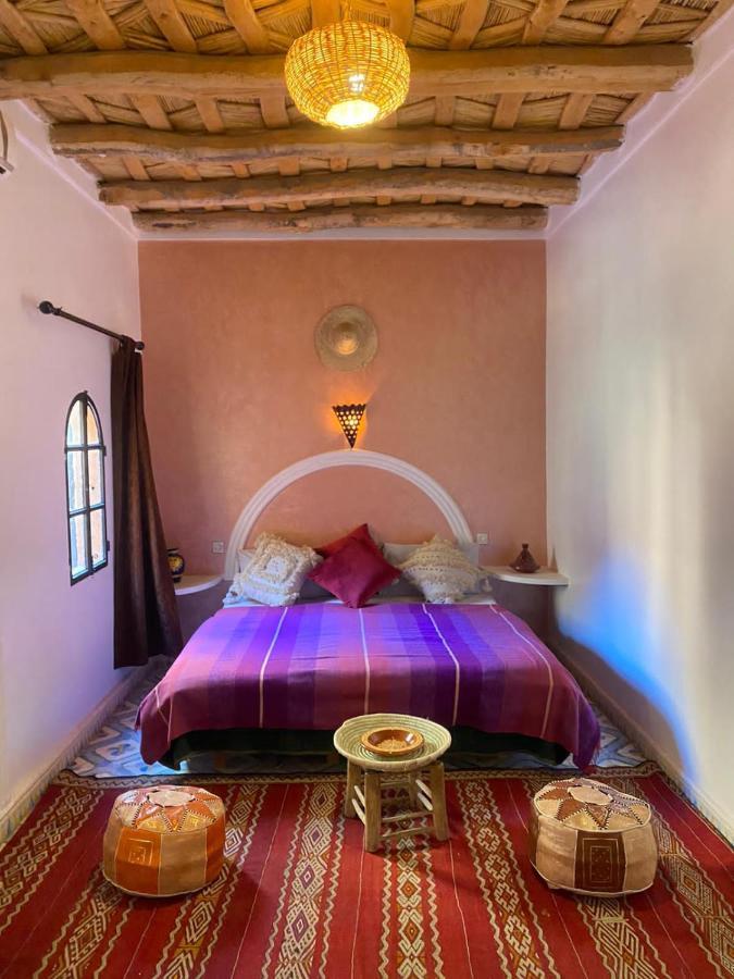 Akhendachou n'Ait Ouffi Auberge Tissadrine מראה חיצוני תמונה