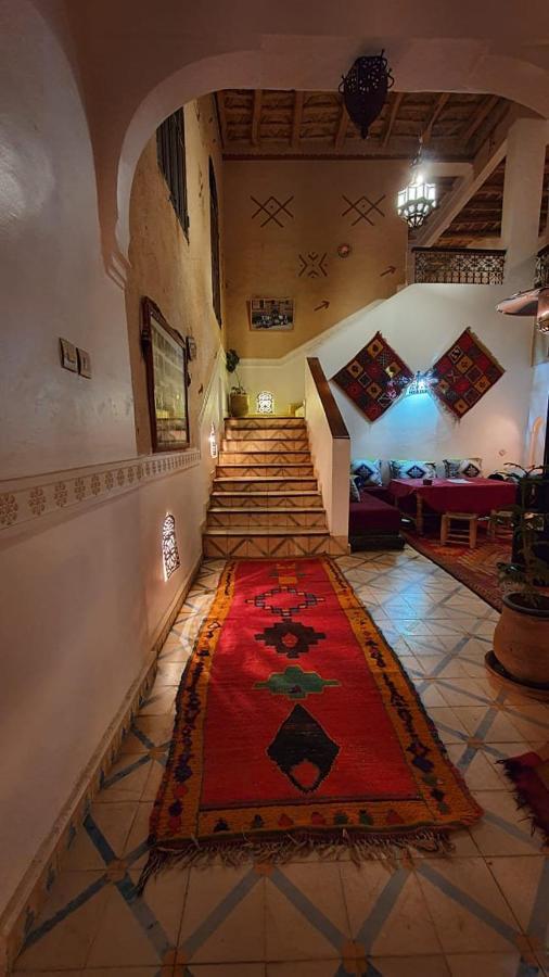 Akhendachou n'Ait Ouffi Auberge Tissadrine מראה חיצוני תמונה